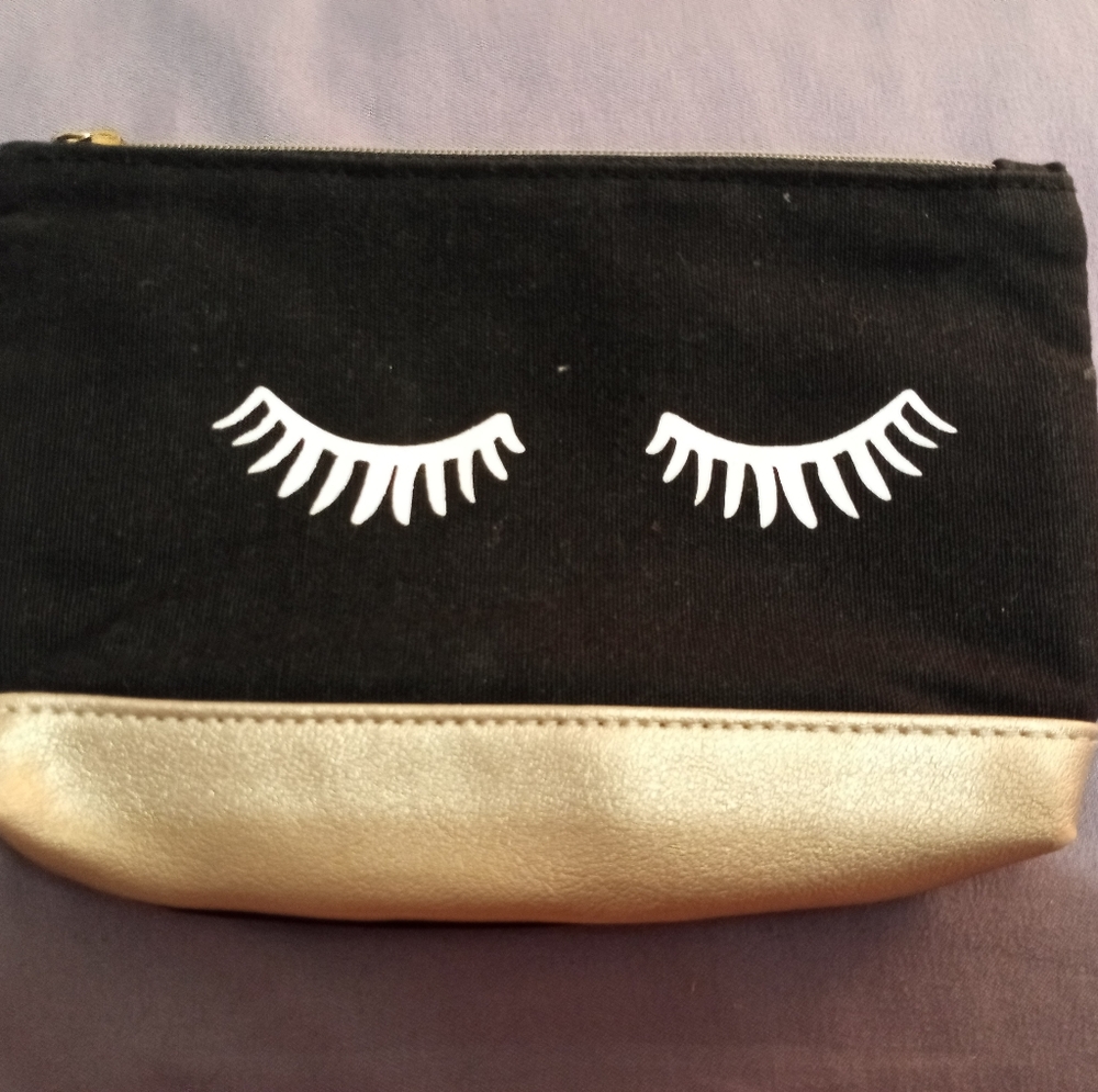Ipsy makeup bag